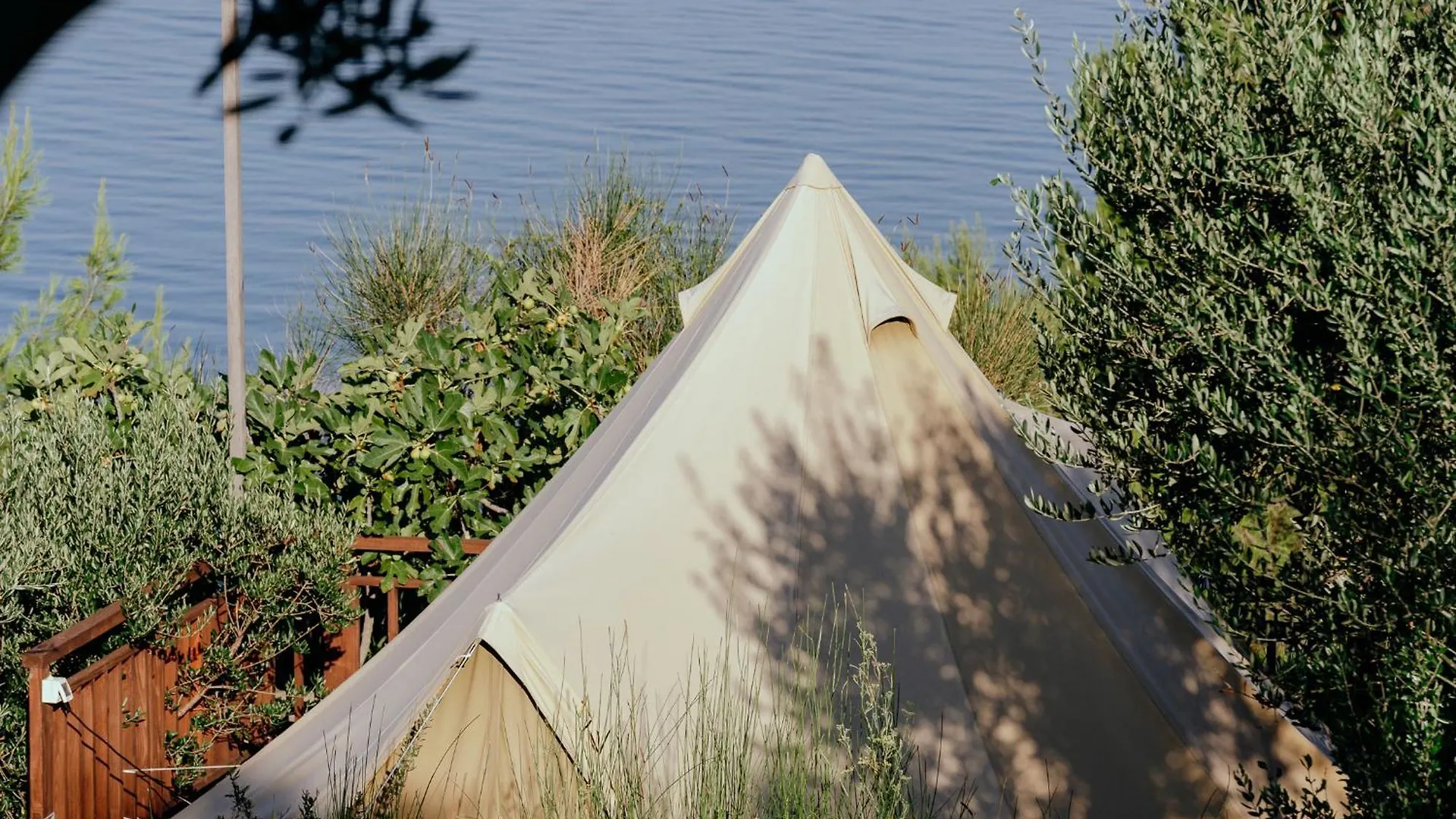 Ljubac Glamping Bell Tent Robinson